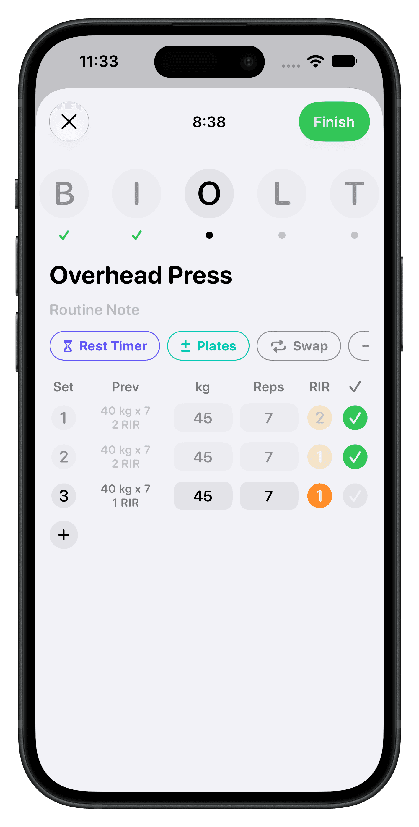 Active workout with sets, weight, reps, and RIR
